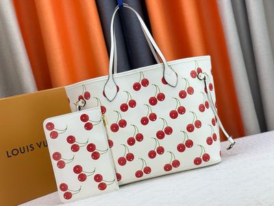 Louis Vuitton women bag LEC02