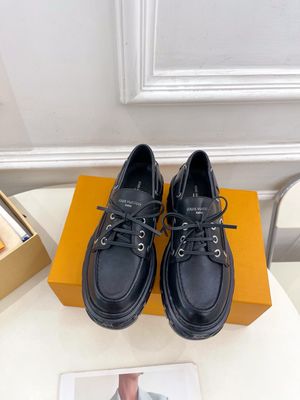 Louis Vuitton women shoes LAOC04