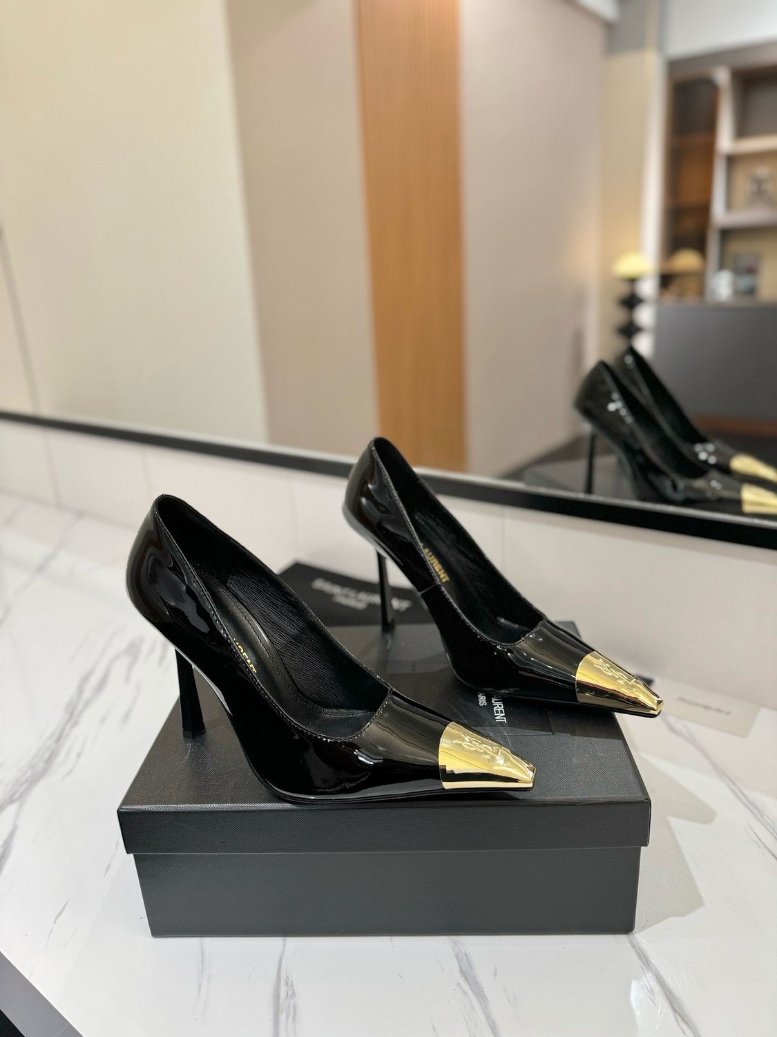 Yves Saint Laurent women high heels YASC01