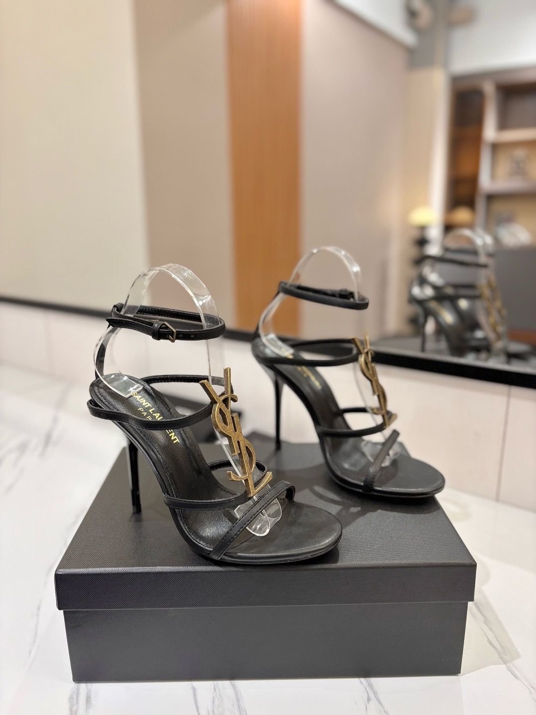 Yves Saint Laurent women sandals YASC02