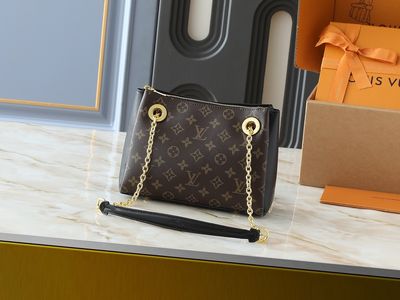 Louis Vuitton women bag LEC10