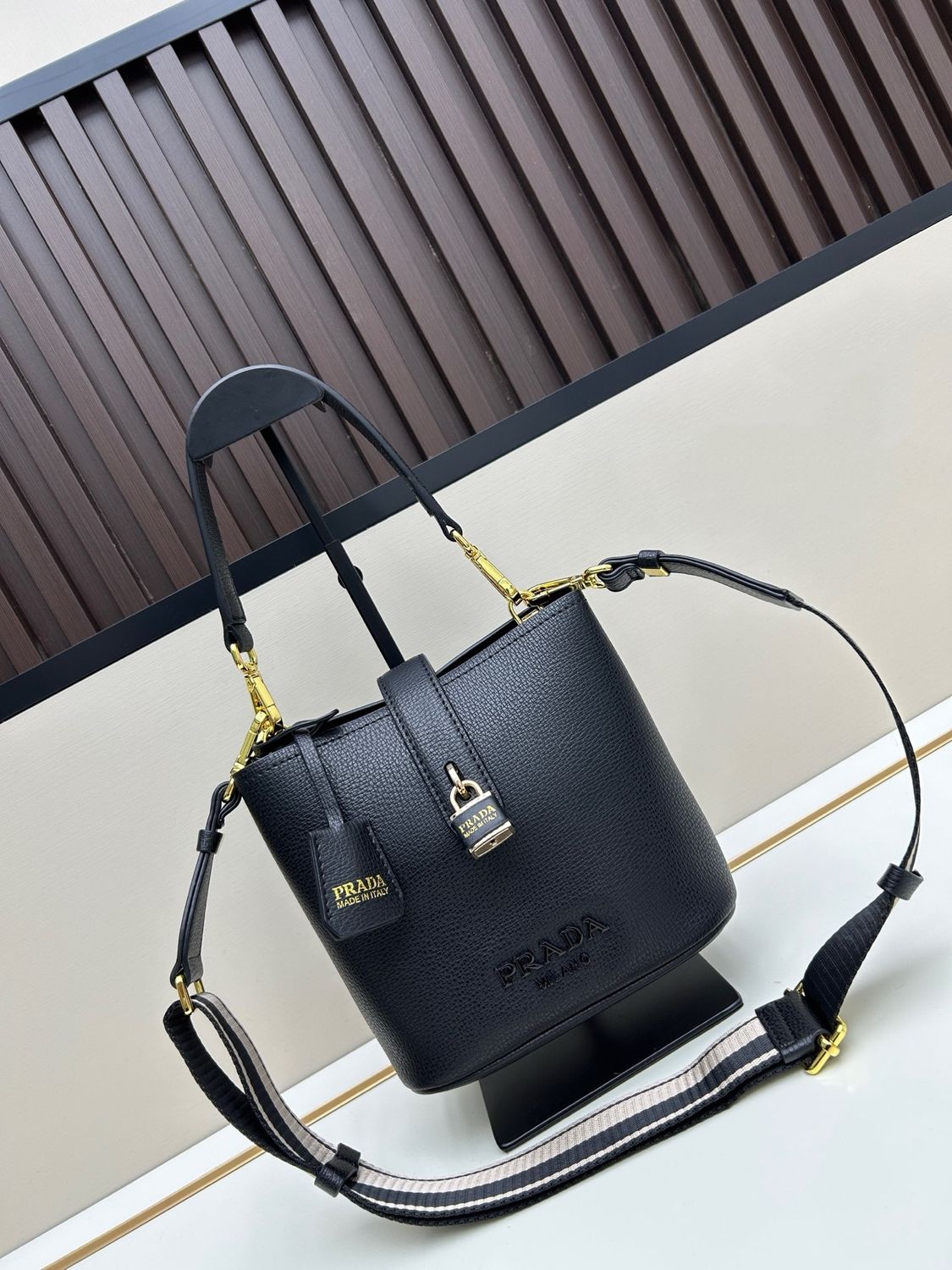 Prada women bag PEC05