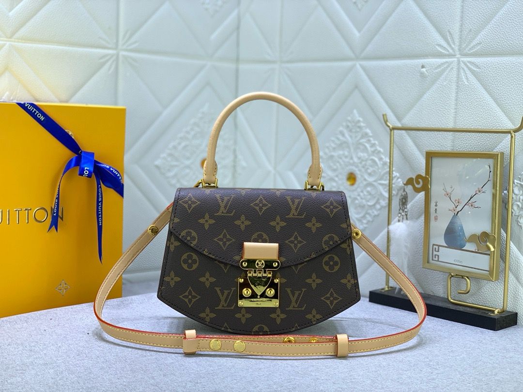 Louis Vuitton women bag LEC15