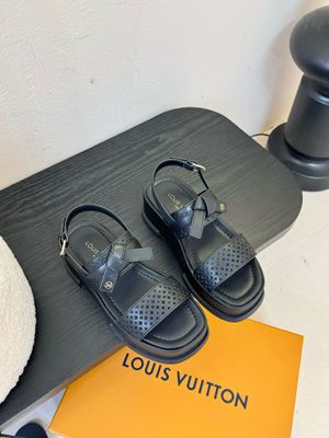 Louis Vuitton women sandals LAOD01