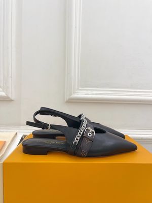 Louis Vuitton women sandals LAOE02