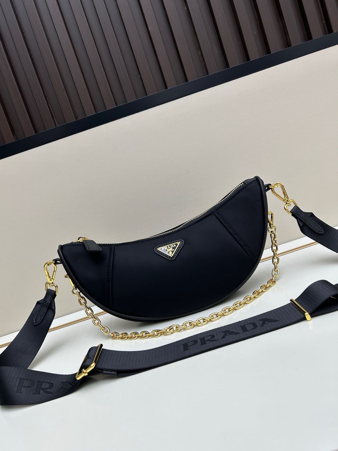 Prada women bag PEE01