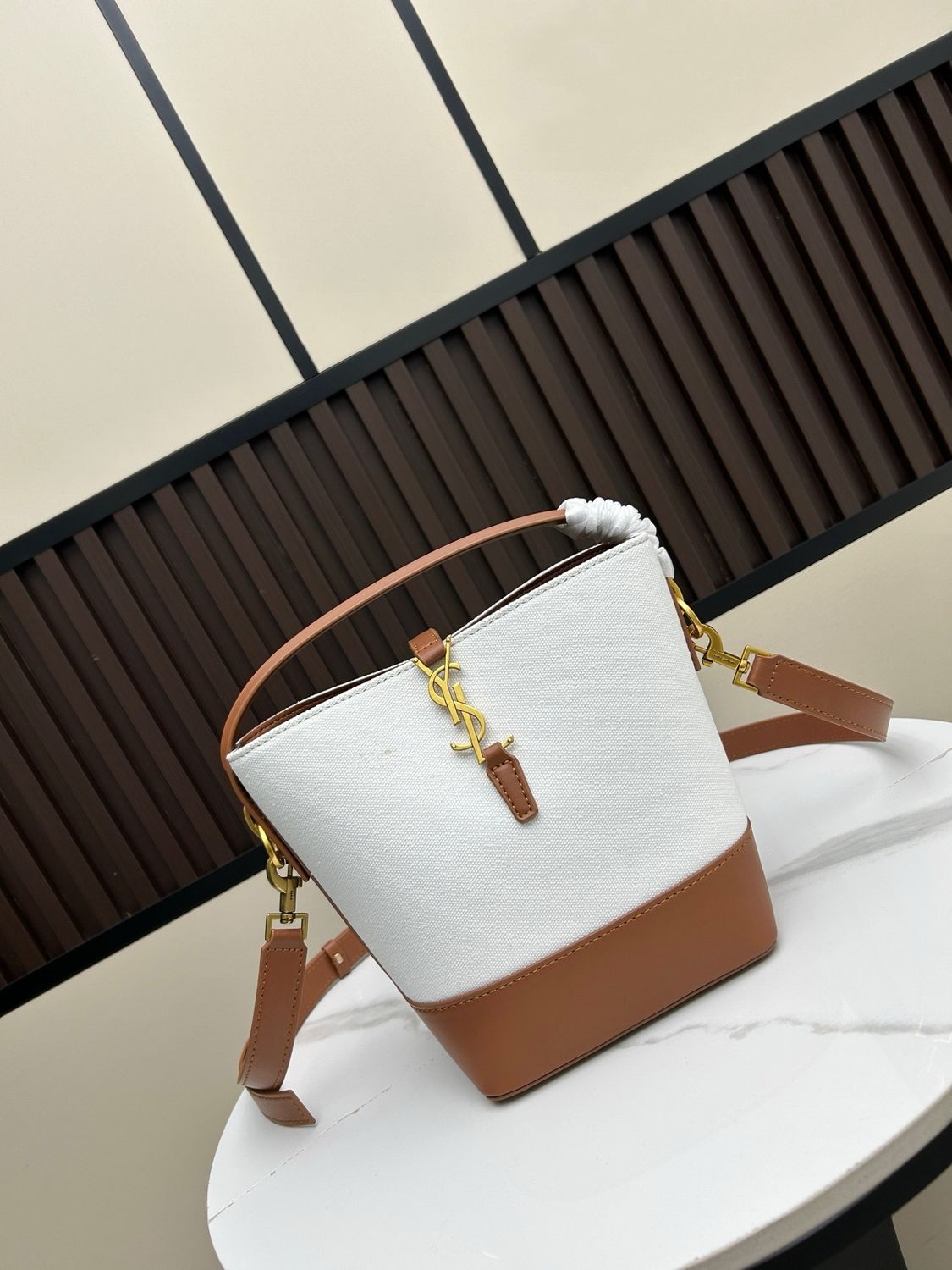 Yves Saint Laurent women bag YEE03