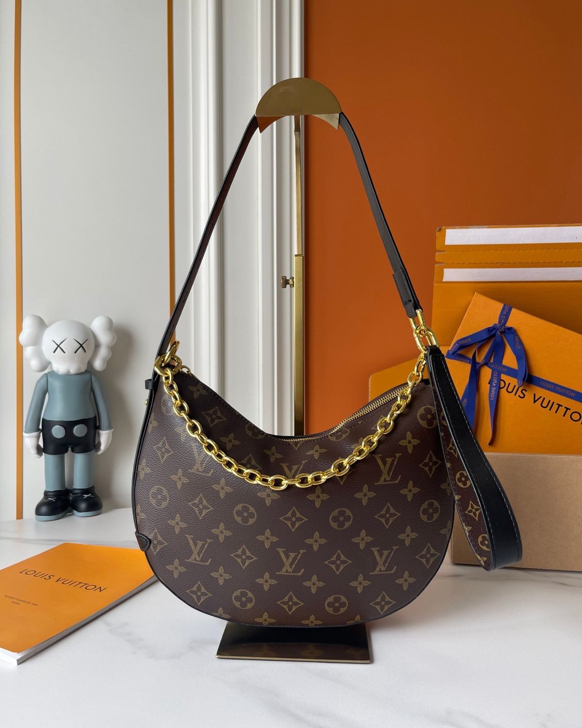 Louis Vuitton women bag LEF01