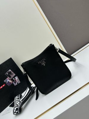 Prada women bag PEF02