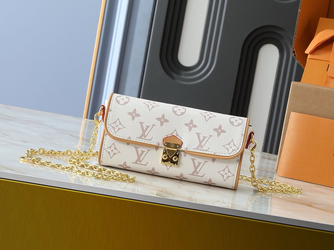 Louis Vuitton women bag LEF09