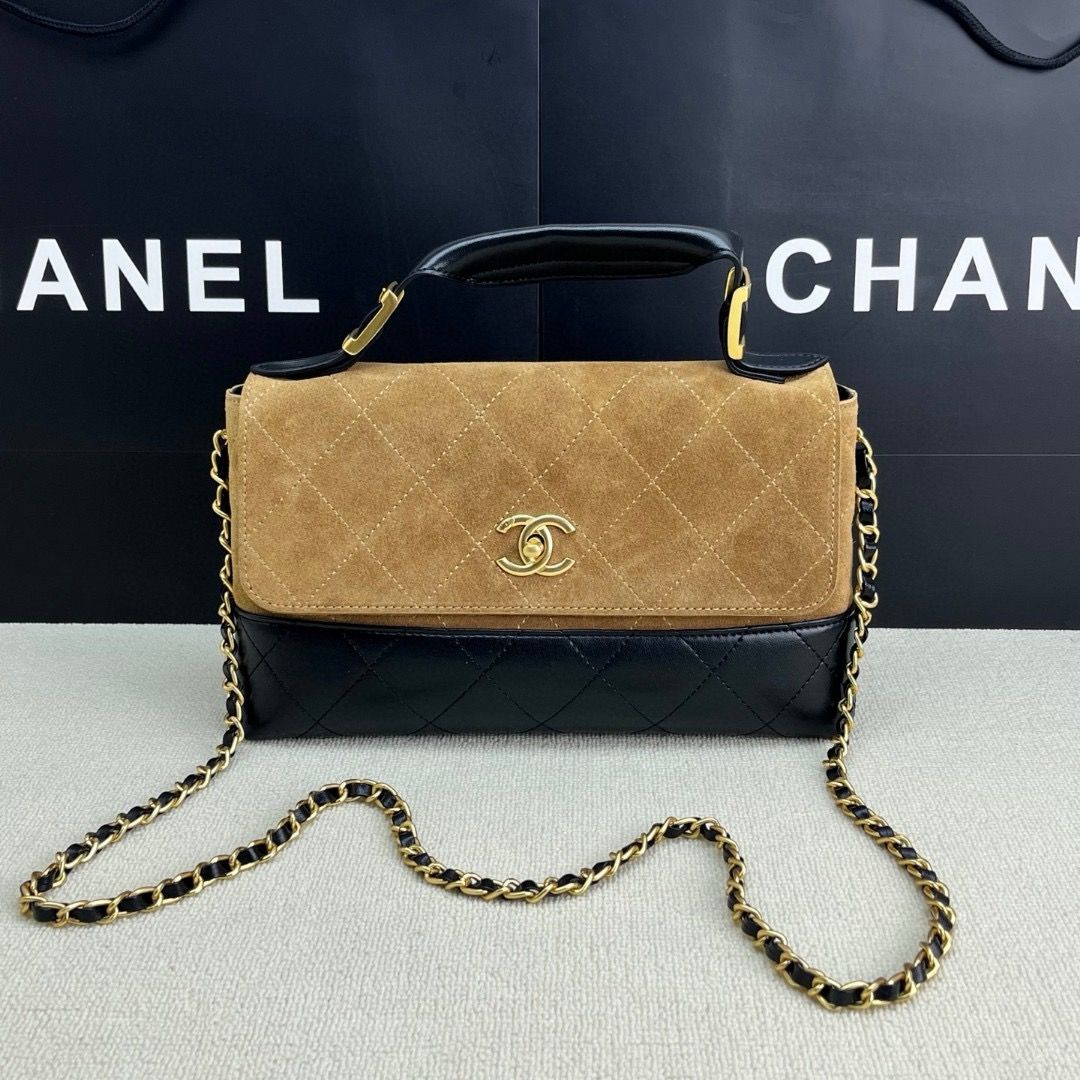 Chanel women bag CAF07