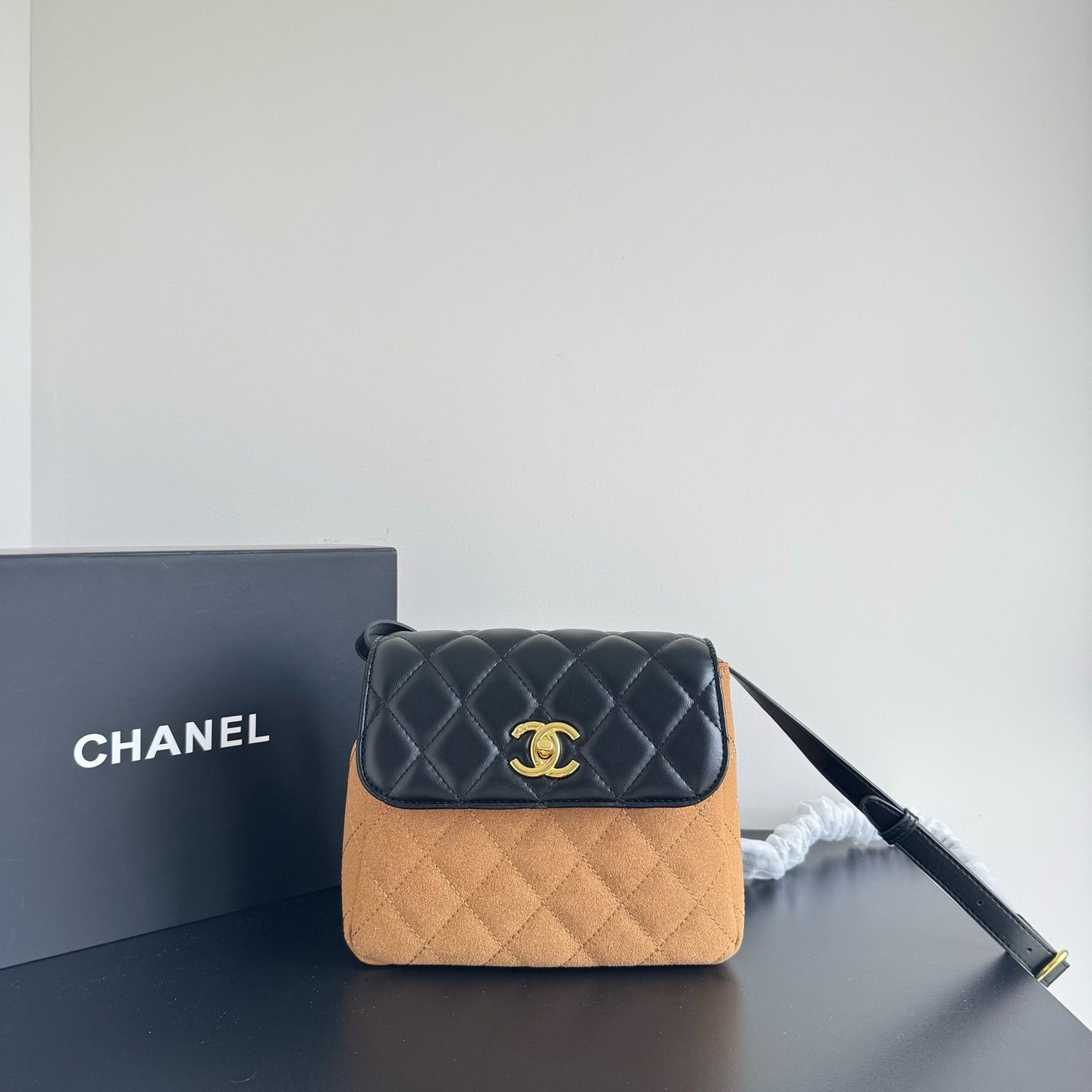 Chanel women bag CAF11