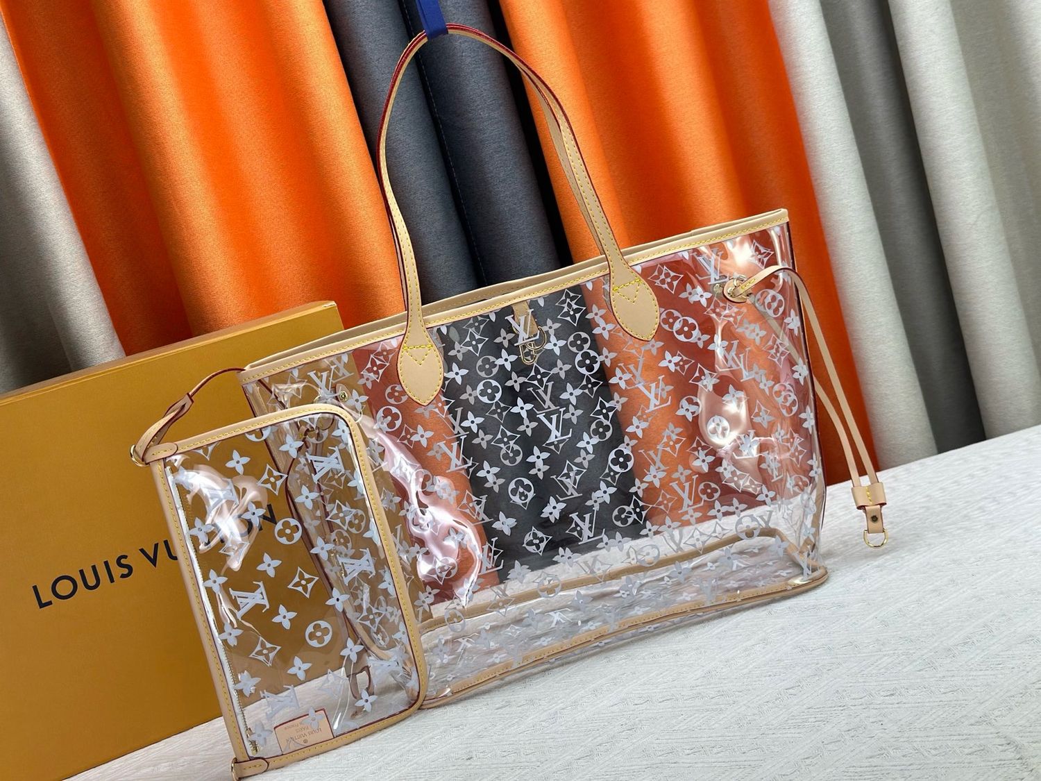 Louis Vuitton women bag LEG01