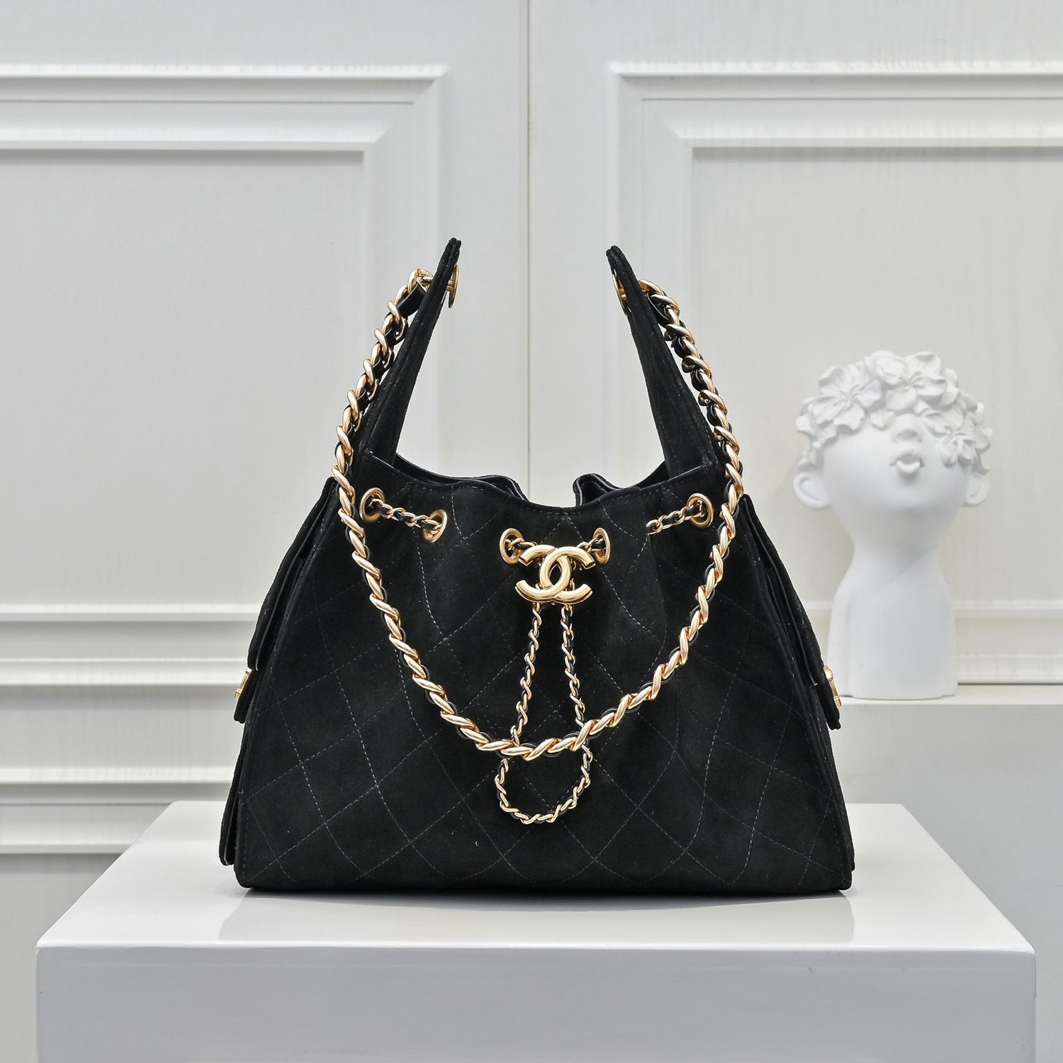 Chanel women bag CAG04