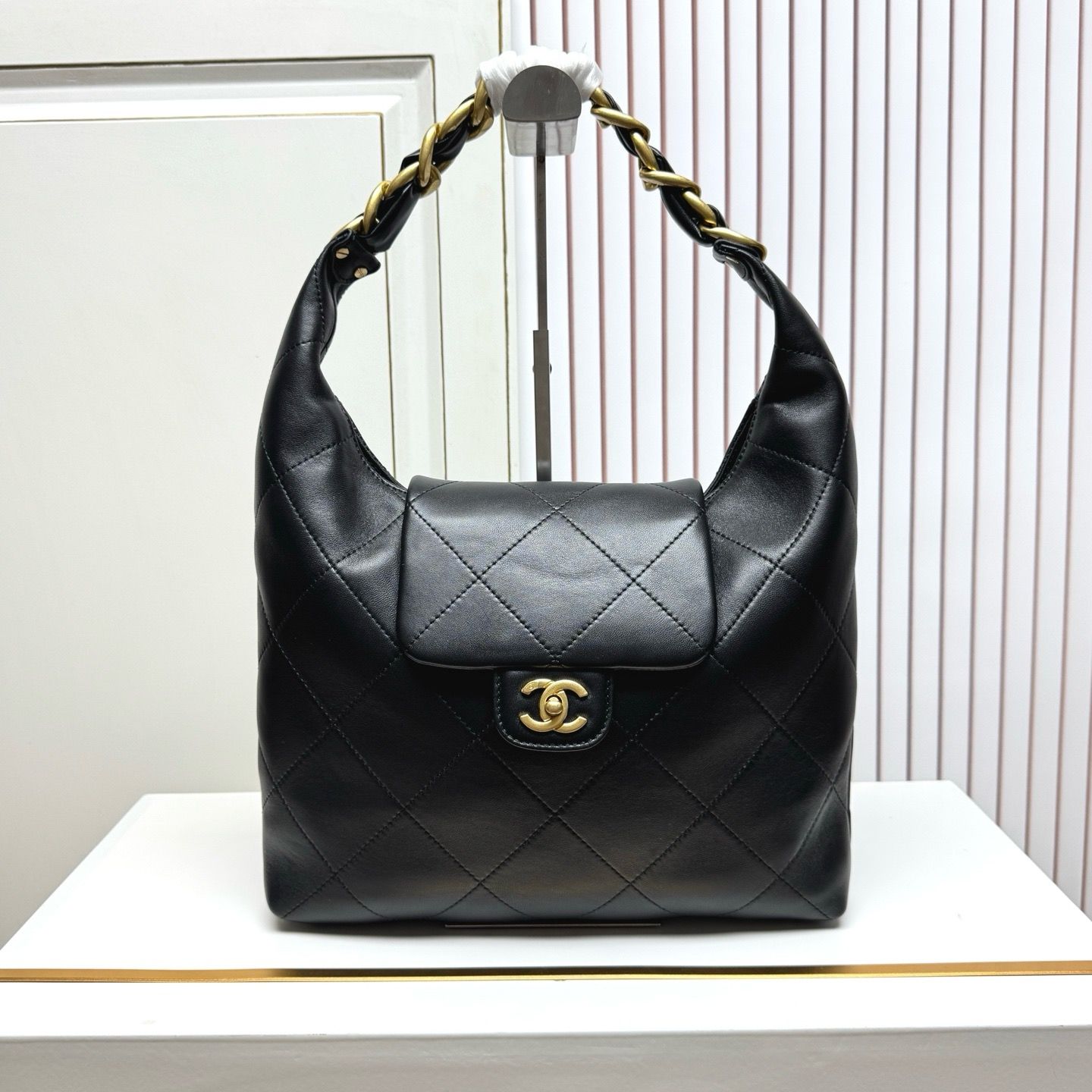 Chanel women bag CAJ04