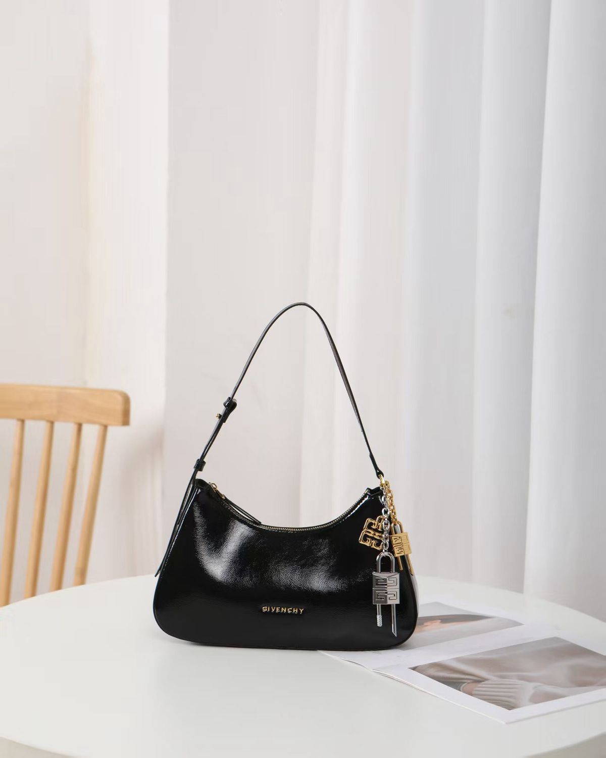 Gvenchy women bag GCJ03