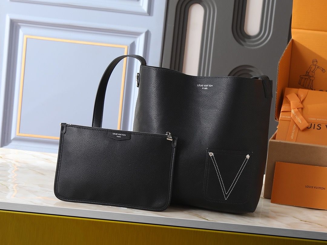 Louis Vuitton women bag LEJ08