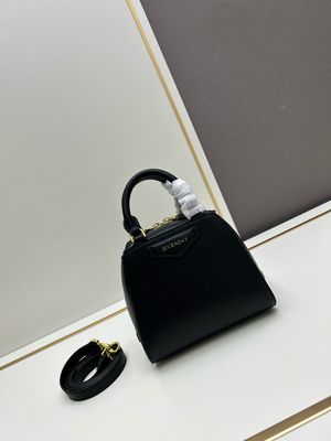 Givenchy women bag GCK03