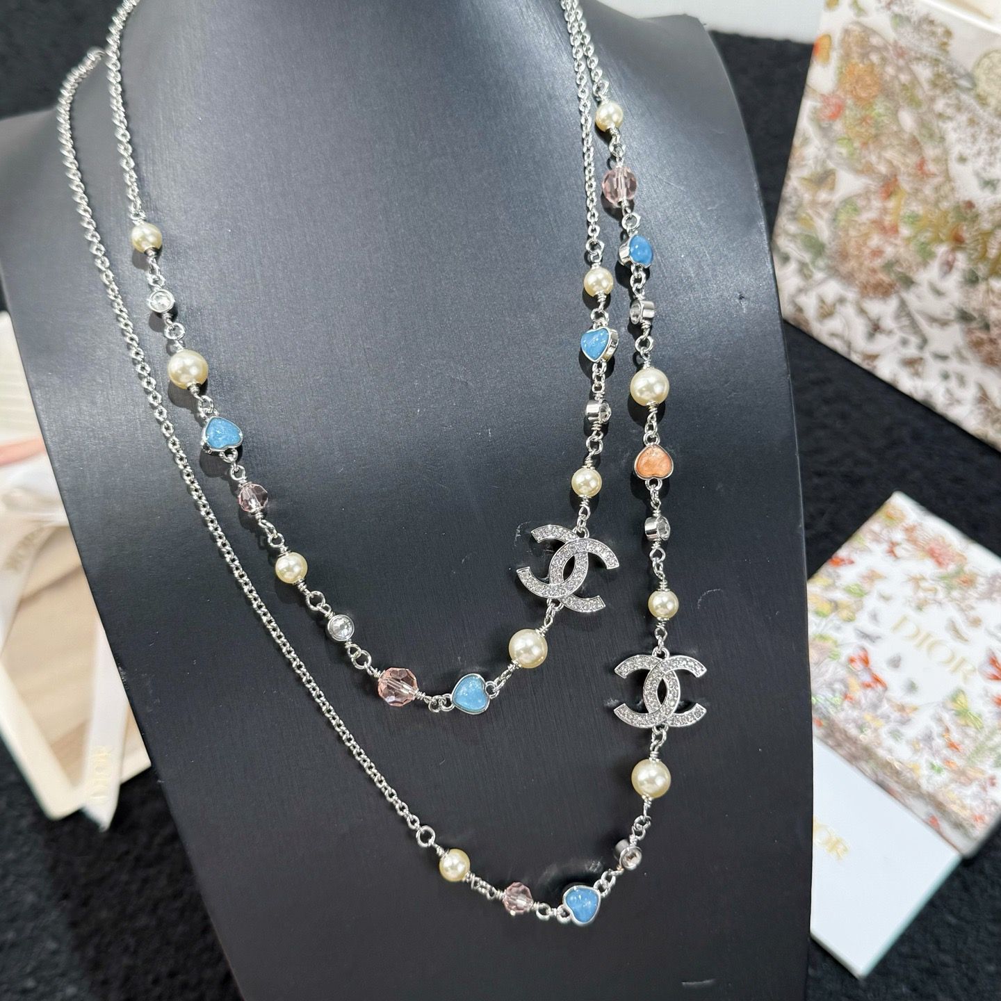 Chanel women necklace NELK01