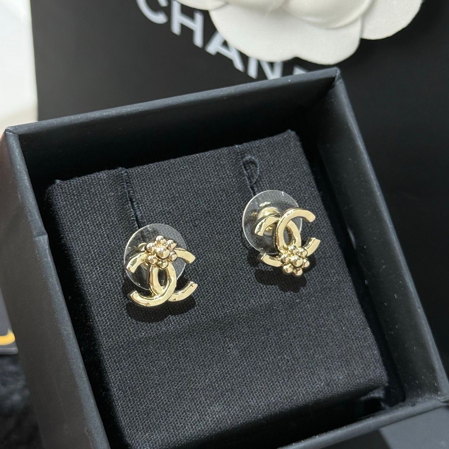 Chanel women earrings NELK06