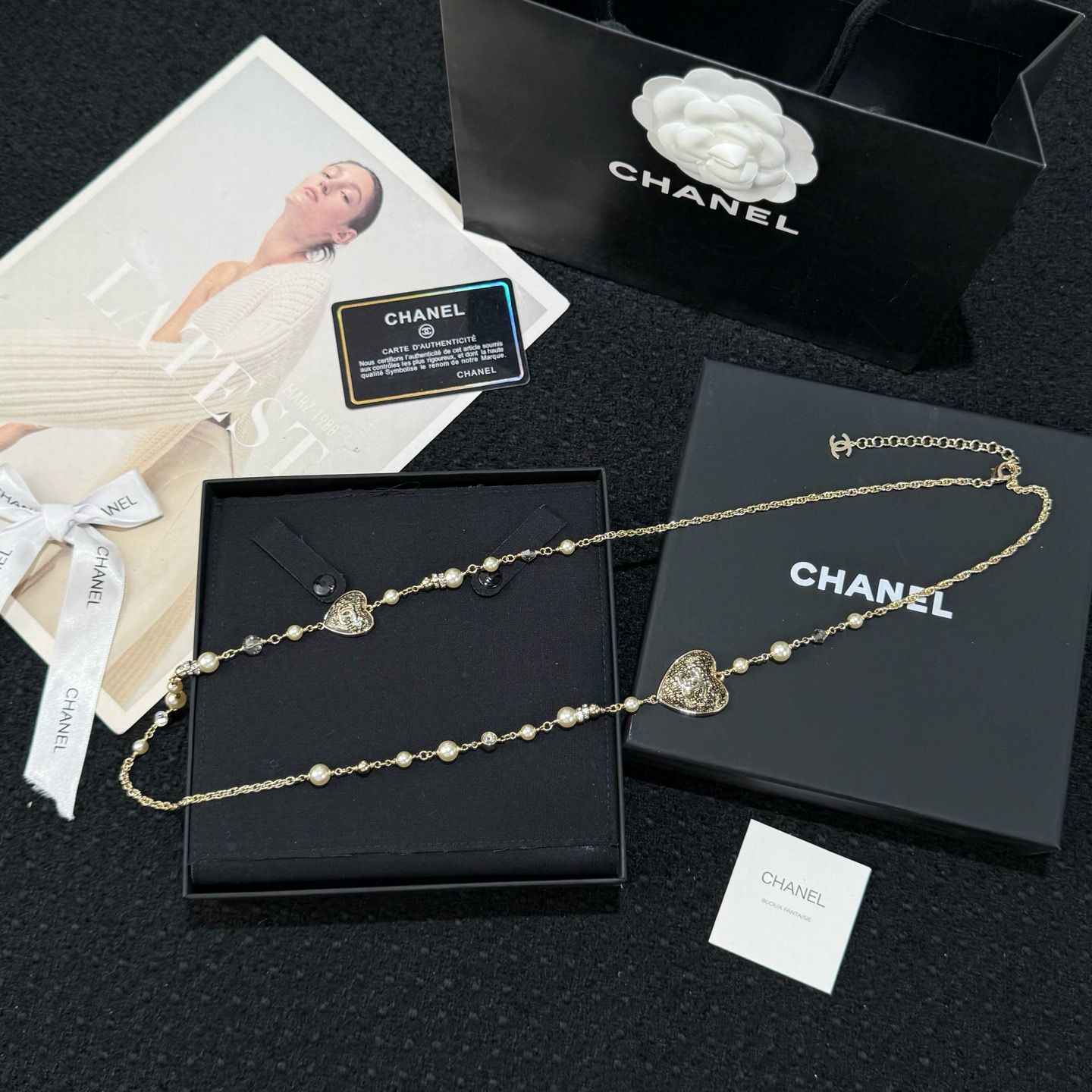 Chanel women necklace NELK04