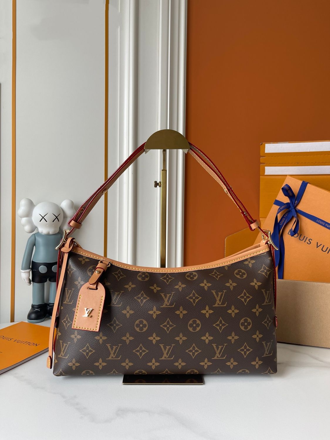 Louis Vuitton women bag LEA01