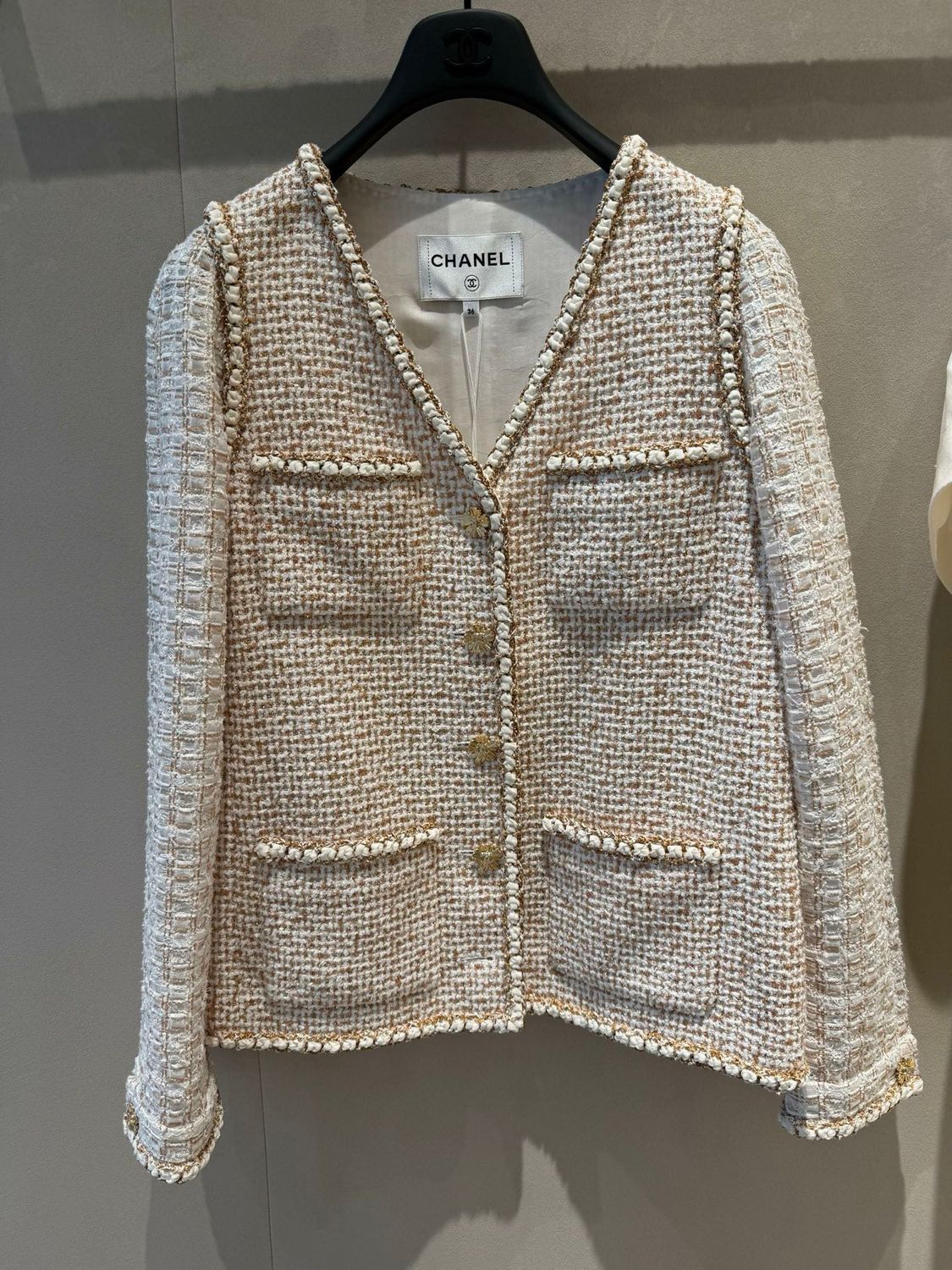 Chanel women coat CENA02