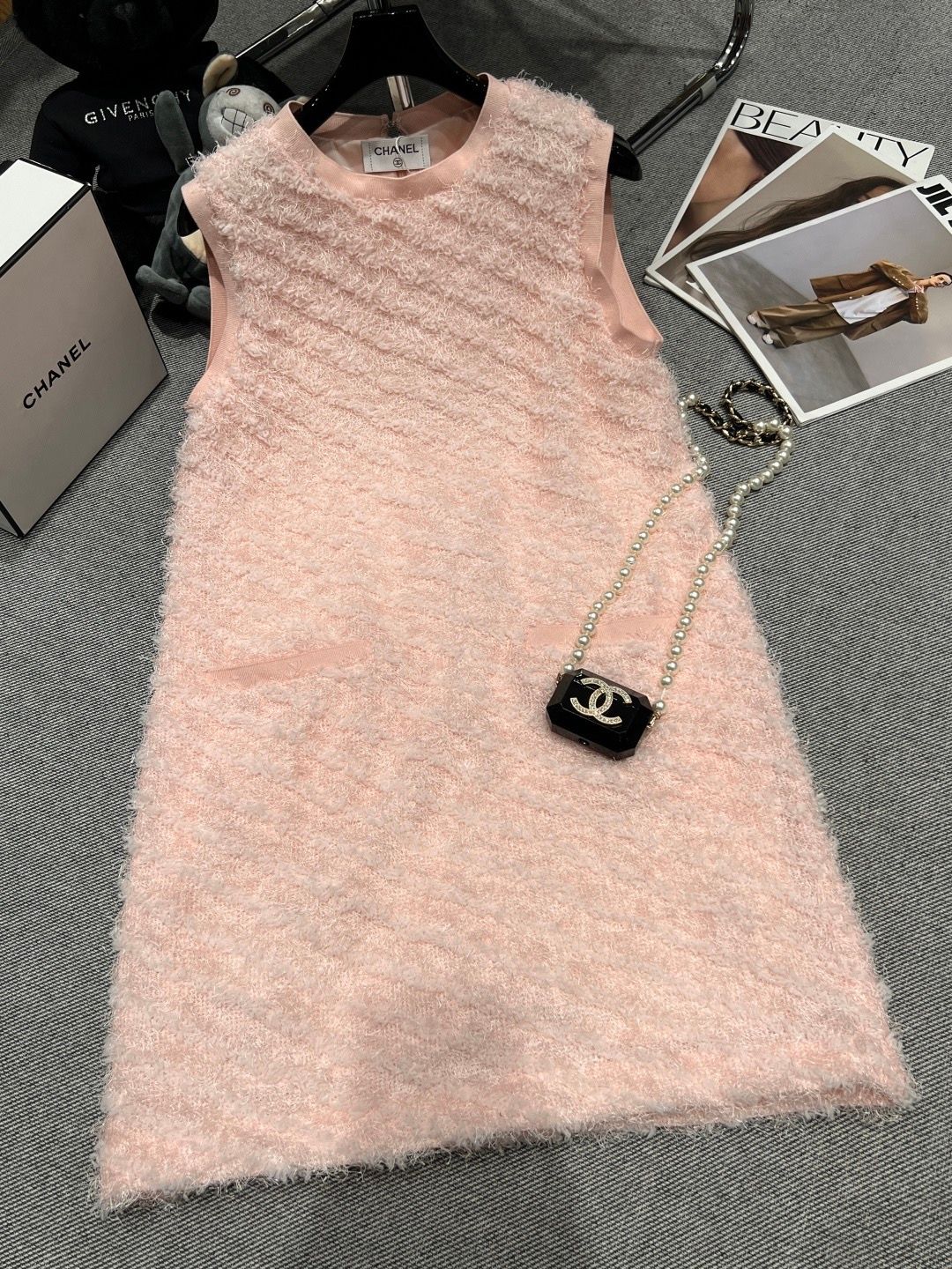 Chanel women dress CENA10