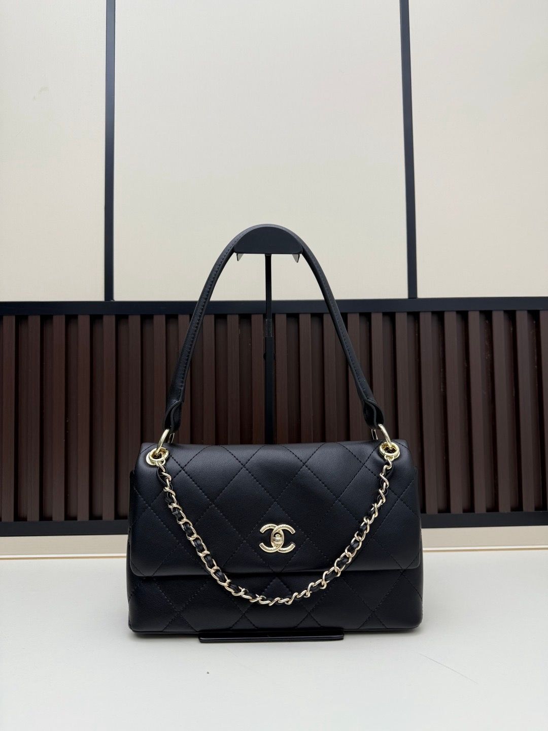 Chanel women bag CBC04