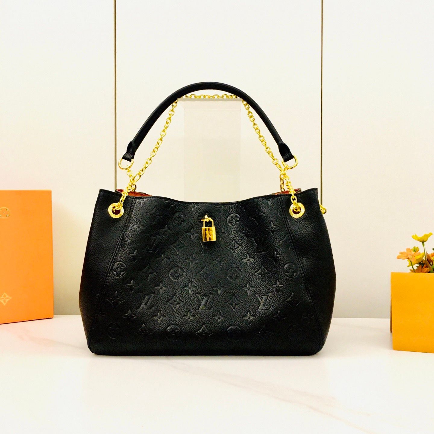 Louis Vuitton anytime women bag LFC01