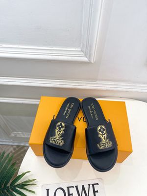 Louis Vuitton women slippers LAOD01