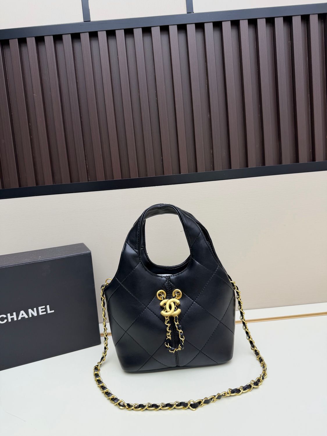 Chanel women bag CBD06