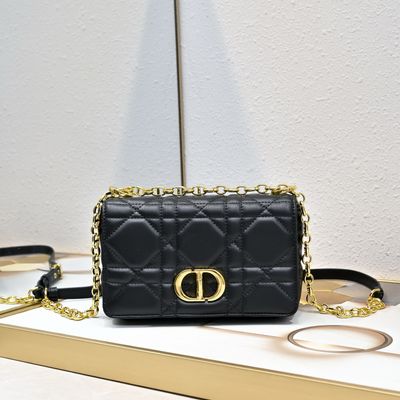 Dior women bag DQE04