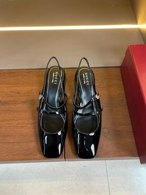 Gucci women sandals GBUE02