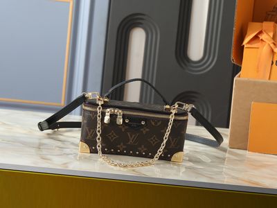 Louis Vuitton women bag LEG03