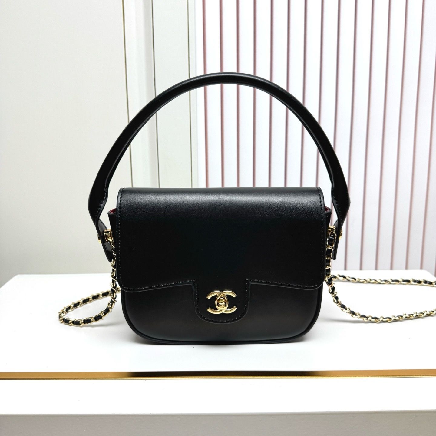 Chanel women bag CBG01