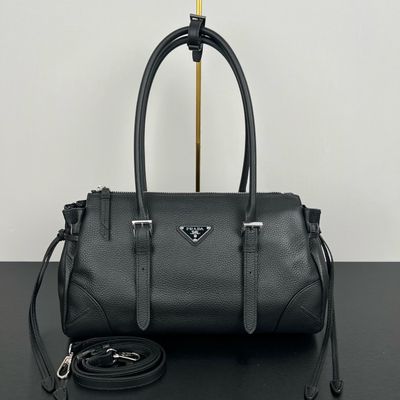 Prada women bag PEG01