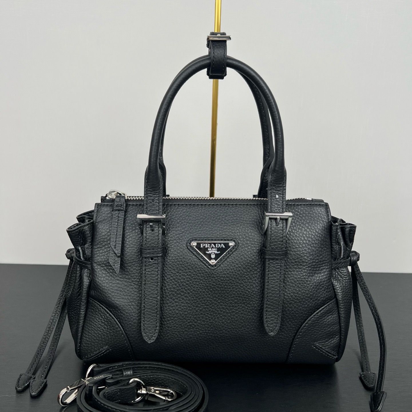 Prada women bag PEG02