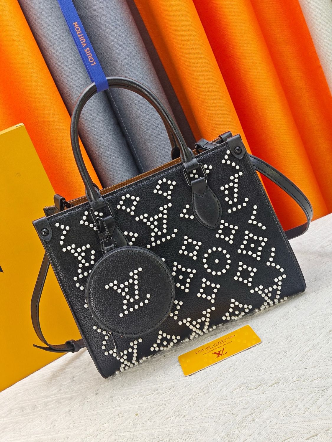 Louis Vuitton women bag LFG02