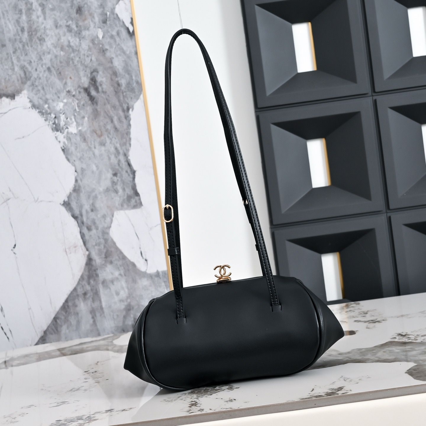 Chanel women bag CBH06