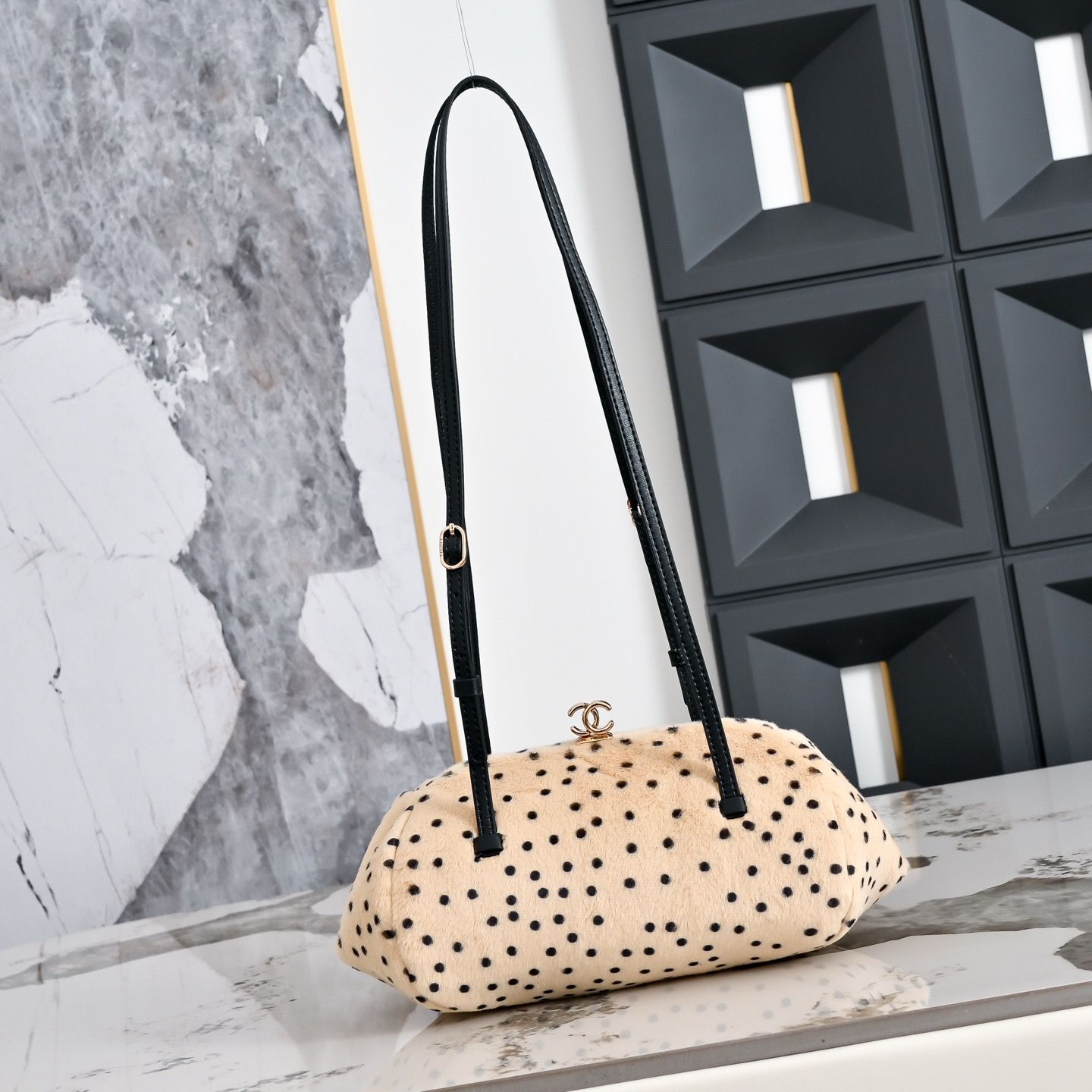 Chanel women bag CBH08