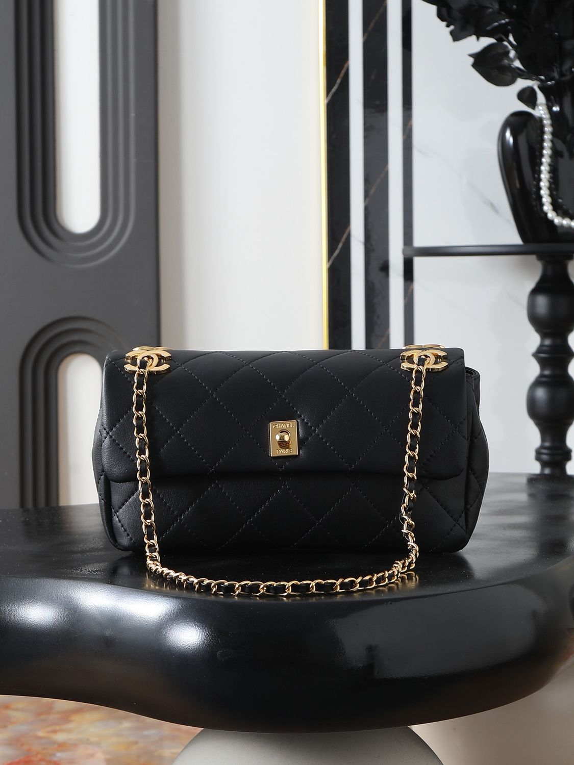 Chanel women bag CBH12