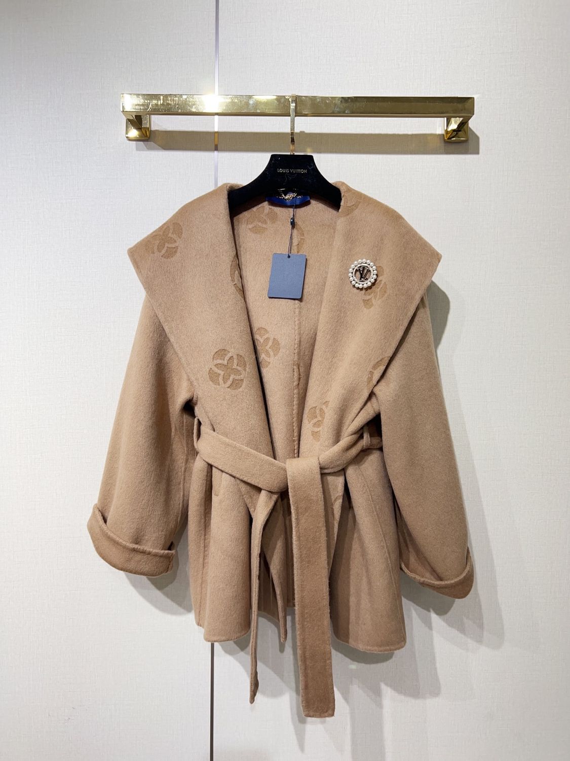 Louis Vuitton women overcoat OUNI01