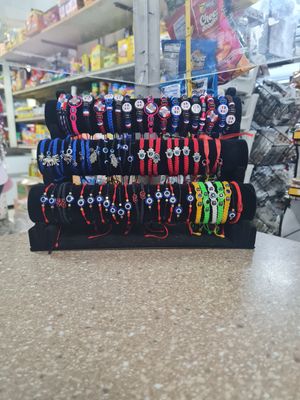 Accesorios, Poloches, Gorras y Vasos/Accessories, Shirts, Caps and Tumblers
