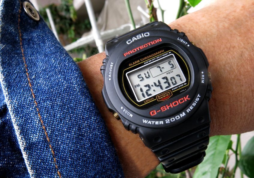 reloj deportivo hombre Casio G-Shock DW-5750E-1 Pantalla  Electroluminiscente LED - Resistente a golpes -200m water resist