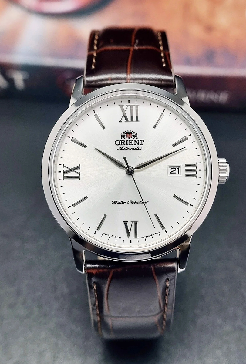 Orient Contemporary RA-AC0F12S automatic men's watch silver dial 41.6mm Sapphire glass leather band 50m water resist Hand-hacking self-winding