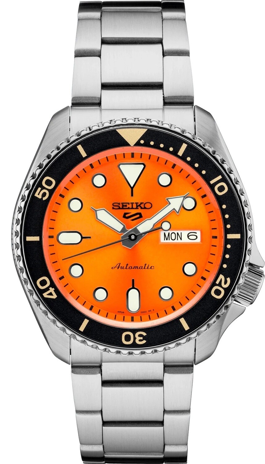 Seiko 5 Sports SRPD59K1 42.5mm 100m WR automatic diver’s men’s watch stainless steel bracelet
