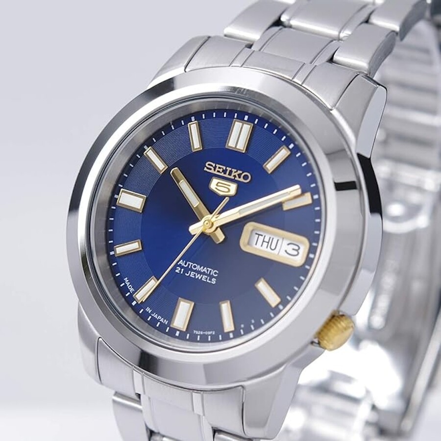 Seiko SNKK11J1 men&#39;s automatic watch 5 38mm Made in Japan blue dial steel strap caliber 7S26