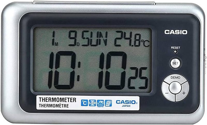 Despertador Casio DQ-748-8E luz led y sensor de temperatura