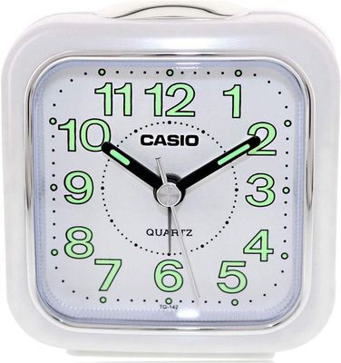 Reloj despertador analógico Casio TQ-142-7e